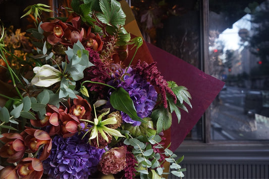 季節のお花を使ったおまかせのブーケ