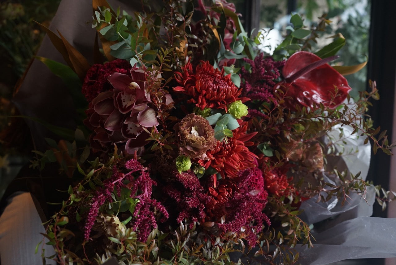 Bouquet/red LLsize