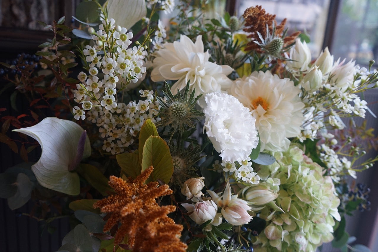 Arrangement / white&green LLsize