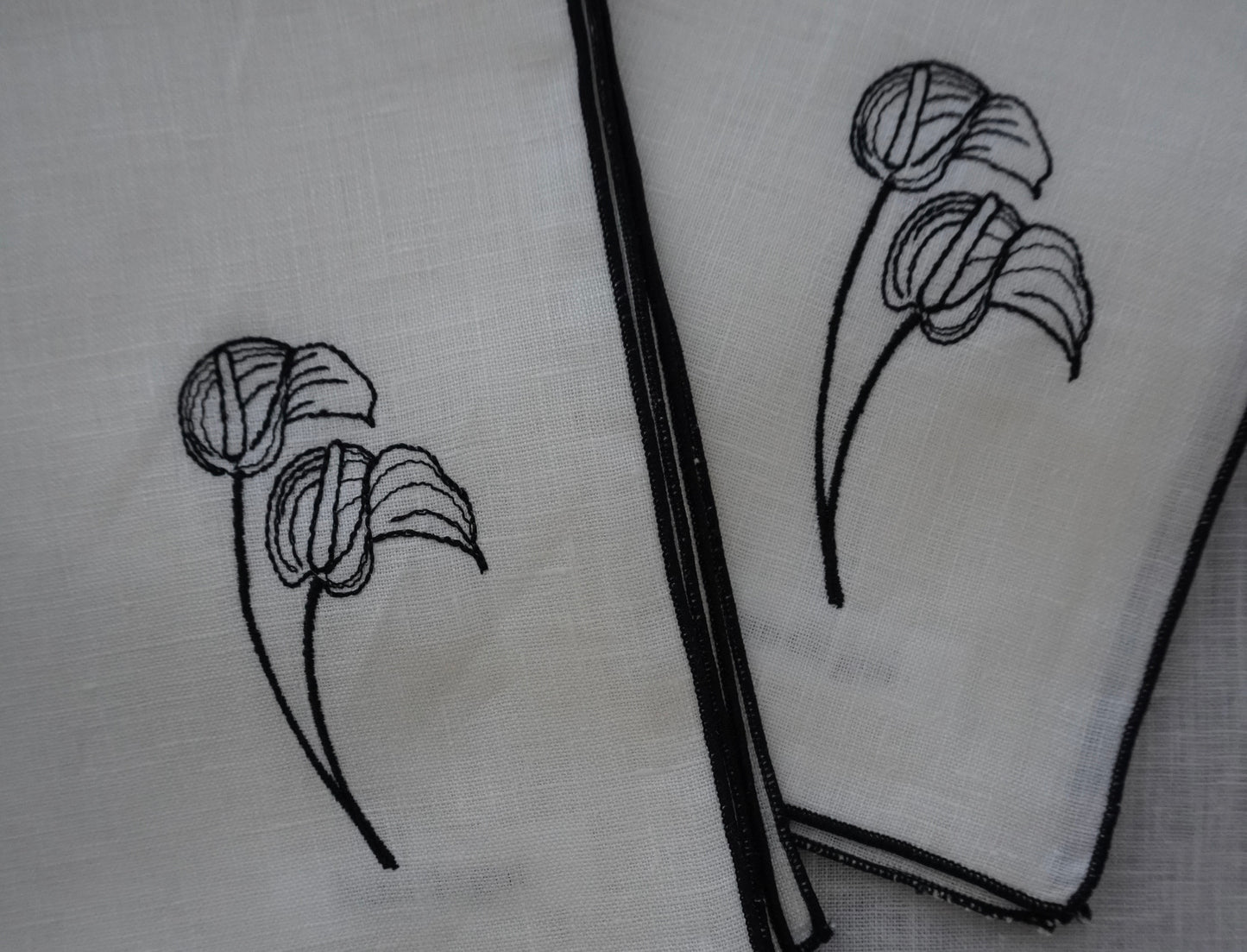 bois de guiオリジナル刺繍ハンカチ(夏)