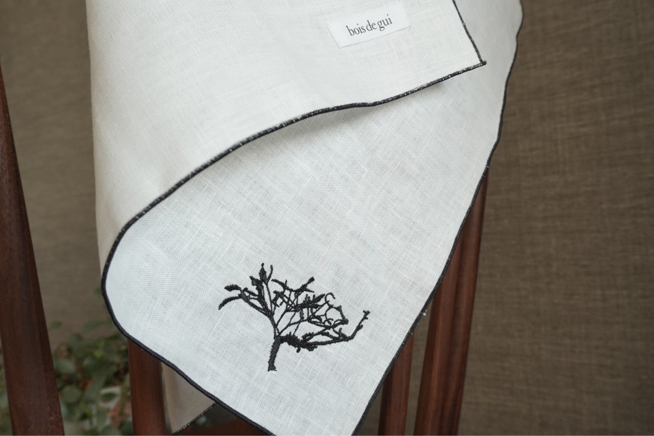 bois de guiオリジナル刺繍ハンカチ(冬)